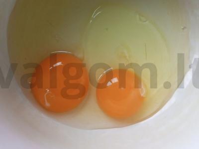 Švelnūs blynai su pienu Žingsnis 1