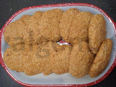 Avižiniai sausainiai su cinamonu pagrindine nuotrauka