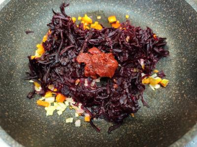 Borsčas su kiauliena ir daržovėmis pietums Žingsnis 4