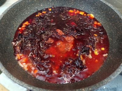 Borsčas su kiauliena ir daržovėmis pietums Žingsnis 5