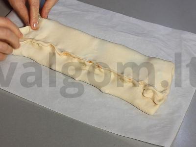 Pyragas su kalakutiena, keptais pipirais ir barbekiu padažu Žingsnis 12