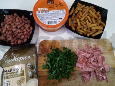 Pupelių ir korėjietiškų morkų salotas Žingsnis 1