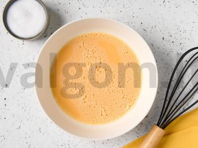 Kiaušinienė su feta Žingsnis 2