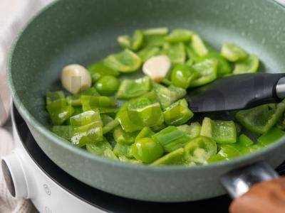 Keptas jūros ešerys su daržovėmis Žingsnis 6