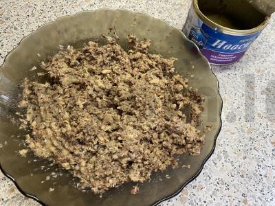 Greitas pyragas su kopūstais ir žuvimi Žingsnis 2