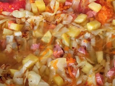 Daržovių „Selianka“ su dešra Žingsnis 12