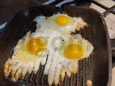 Kiaušinienė su grybais ir kalendra Žingsnis 1