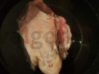 Vištienos šči lėtoje viryklėje Žingsnis 1