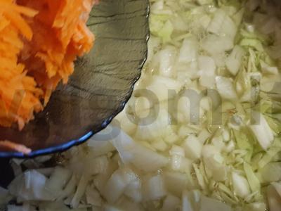 Vištienos šči lėtoje viryklėje Žingsnis 4