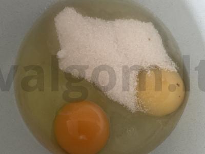 Obuolių ir marmelado pyragas Žingsnis 1