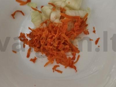 Salotas su keptomis daržovėmis ir marinuotais baklažanais Žingsnis 1