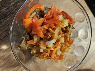 Salotas su keptomis daržovėmis ir marinuotais baklažanais Žingsnis 4