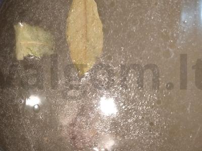 Puikus sūris ant jautienos sultinio Žingsnis 4