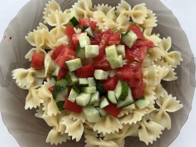 Farfalle su šviežiais daržovėmis Žingsnis 4