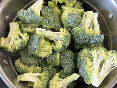 Brokolių ir cukinijų tyrės sriuba Žingsnis 4