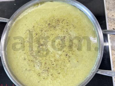 Brokolių ir cukinijų tyrės sriuba Žingsnis 7