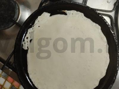 Migdoliniai blynai su grietinėlėmis ir mocarela Žingsnis 6