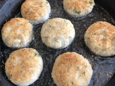 Ryžių kotletai su kepenimis ir menkės ikrais Žingsnis 11