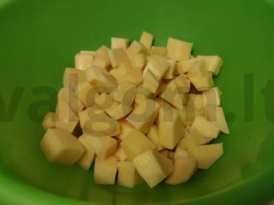 Skaniausias bulvių patiekalas su mėsa orkaitėje Žingsnis 1