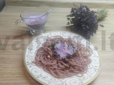 Levandų spageti pagrindine nuotrauka