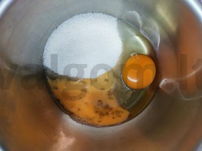 Varškės spurgos „Švelnios“ Žingsnis 1