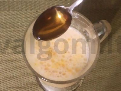 Gėrimas „Auksinis pienas“ Žingsnis 3