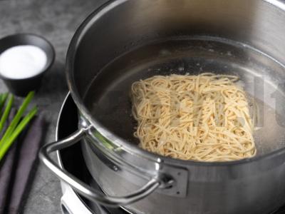 Krisčiai salotas su anakardžiais Žingsnis 2