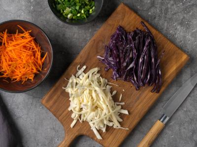 Krisčiai salotas su anakardžiais Žingsnis 4