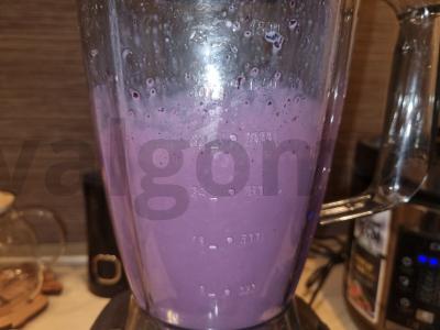 Pieno kokteilis „Mėlynių“ Žingsnis 2