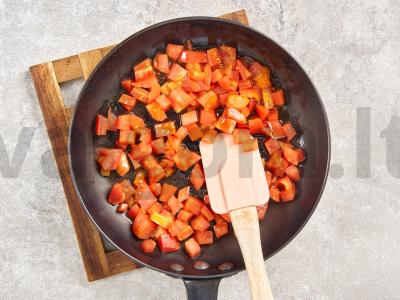 Menemen su bekonu ir čorizo Žingsnis 2