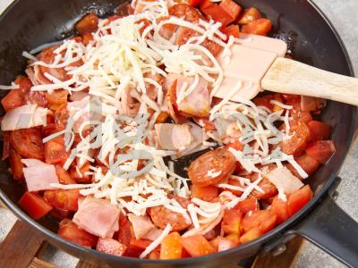 Menemen su bekonu ir čorizo Žingsnis 3