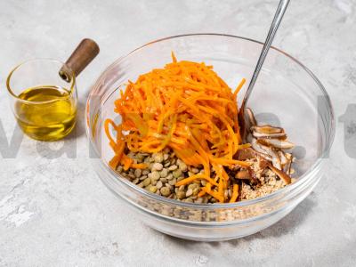 Lęšių salotos su datulėmis ir riešutais Žingsnis 6