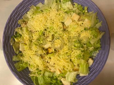 Salotas „Dobro“ su kalakutiena, kiaušiniu ir Pekino kopūstu Žingsnis 10