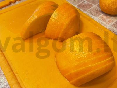 Naujųjų metų kompotas iš mandarinų ir kriaušių Žingsnis 1