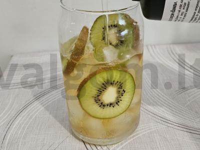 Limonadas „Obuolys-kiwi“ Žingsnis 3