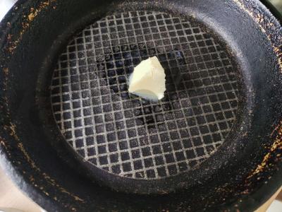 Vištienos filė Stroganov su prieskoniais Žingsnis 2