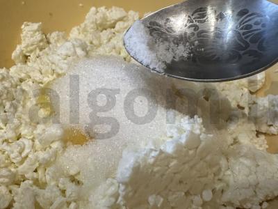 Skanūs ir švelnūs varškėčiai Žingsnis 4