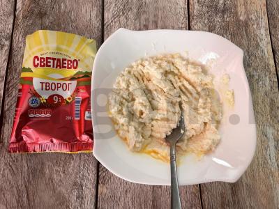 Švelnūs varškėčiai su šokoladiniu kremu Žingsnis 1