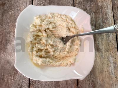 Švelnūs varškėčiai su šokoladiniu kremu Žingsnis 2