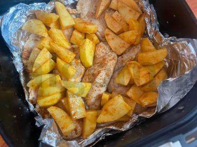 Kalakutiena su bulvėmis ir vyšniniais pomidorais Žingsnis 3