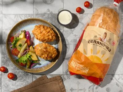 Pojarskio kotletai naminiu džiūvėsėlių pagrindine nuotrauka