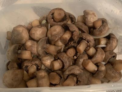 Marinuoti grybai „Penkios minutės“ Žingsnis 3