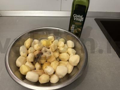 Aštrus bulvių patiekalas su pievagrybiais ir žolelėmis Žingsnis 1