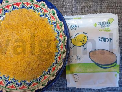 Bulguro plovas su kiaulienos šonkauliais Žingsnis 3