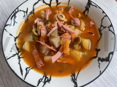 Sultinys su bulvėmis pagrindine nuotrauka