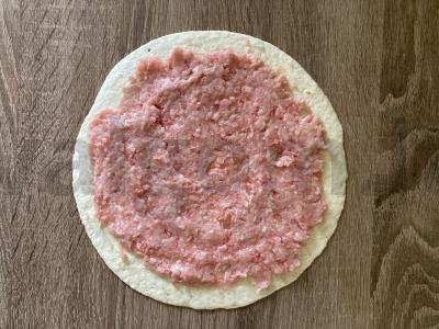 Tako-burgeris su kiaulienos faršu Žingsnis 3