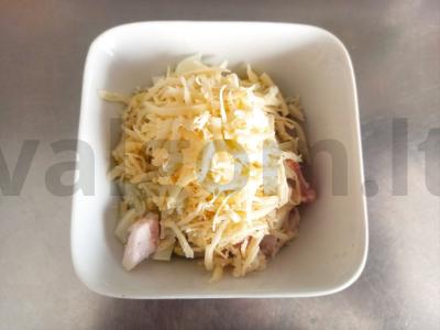 Pita su kiaušinio, šoninės ir sūrio įdaru Žingsnis 6