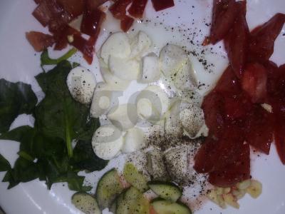 Salotas „Pavasario vitaminas“ su špinatais Žingsnis 2