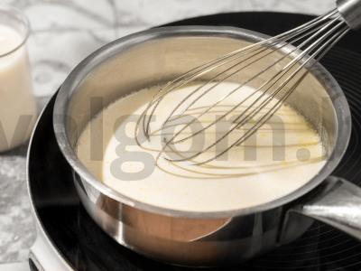 Aštrus grietinėlės padažas čipsams Žingsnis 2