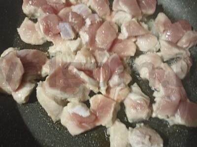 Mėsa su daržovėmis terijaki padaže Žingsnis 1